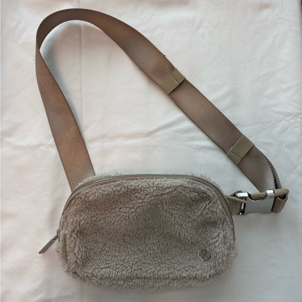 Lululemon Athletica Cream Sherpa Crossbody Bag